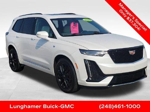 Crystal White Tricoat 2024 Cadillac XT6 Sport AWD