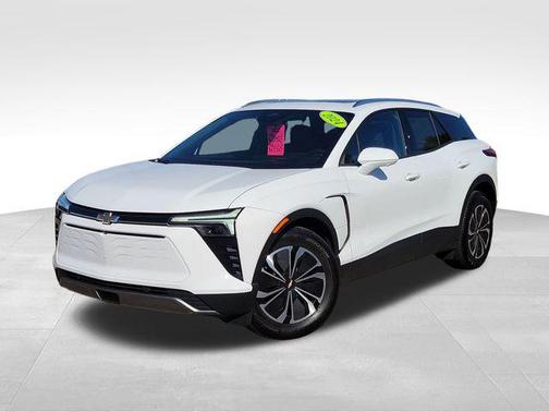 Summit White 2024 Chevrolet Blazer EV eAWD LT