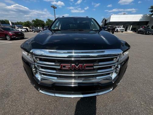 2022 GMC Acadia SLT