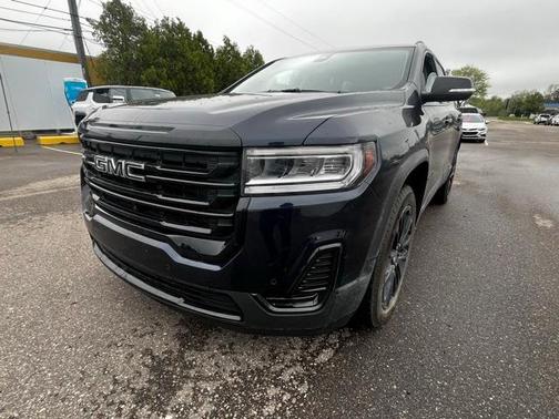 2022 GMC Acadia SLE