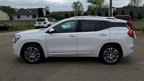 2023 GMC Terrain Denali