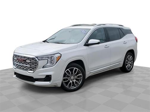 2023 GMC Terrain Denali