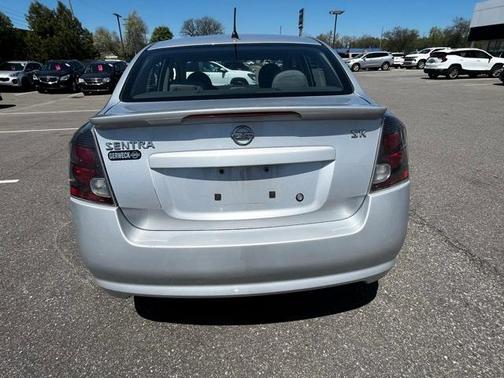 2010 Nissan Sentra 2.0 SR