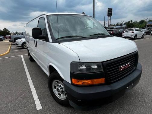 2023 GMC Savana 2500 Work Van