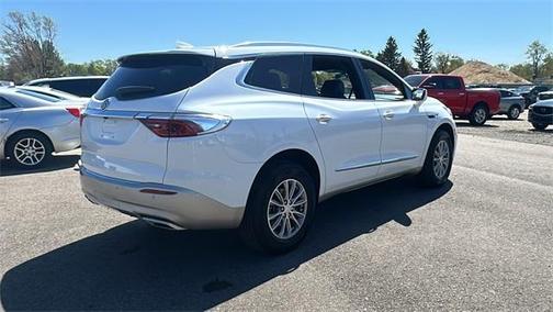 2022 Buick Enclave Essence