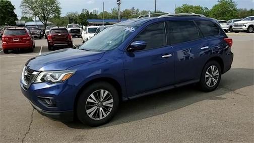 2018 Nissan Pathfinder SV