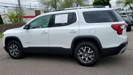 2022 GMC Acadia SLE