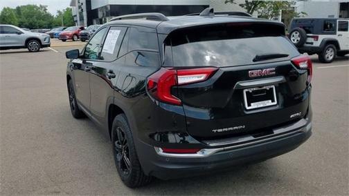 2022 GMC Terrain AT4