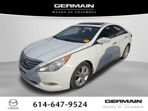 2011 Hyundai SONATA Limited