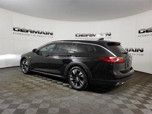 Photo 4 of 34 of 2019 Buick Regal TourX Preferred