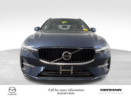 2022 Volvo XC60 B5 Momentum