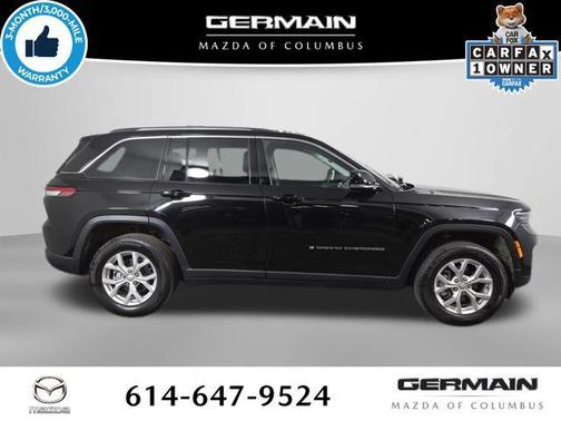 Diamond Black Crystal Pearlcoat 2024 Jeep Grand Cherokee Limited