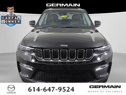 Diamond Black Crystal Pearlcoat 2024 Jeep Grand Cherokee Limited