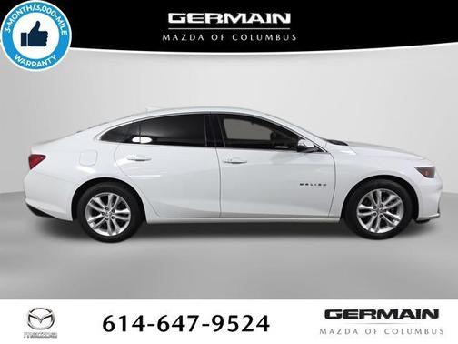 Summit White 2017 Chevrolet Malibu 1LT