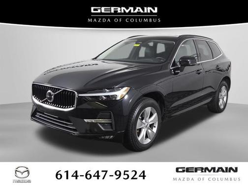 Onyx Black Metallic 2022 Volvo XC60 B5 Momentum
