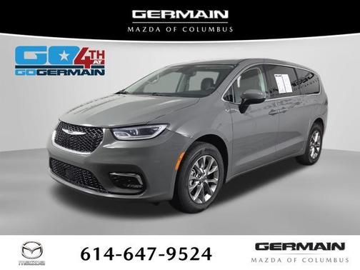 Ceramic Gray Clearcoat 2023 Chrysler Pacifica Touring L