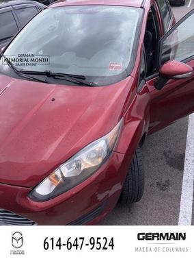 Ruby Red Metallic 2015 Ford Fiesta SE