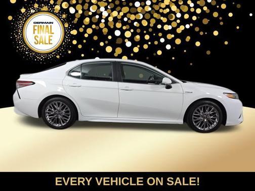 2019 Toyota Camry Hybrid SE