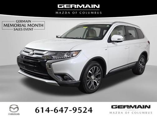 Diamond White Pearl 2018 Mitsubishi Outlander GT