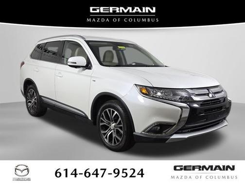 Diamond White Pearl 2018 Mitsubishi Outlander GT