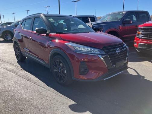 2023 Nissan Kicks SR