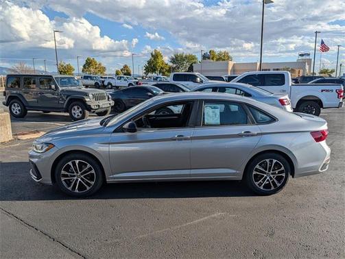 2025 Volkswagen Jetta 1.5T Sport