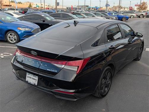 2023 Hyundai ELANTRA HEV Blue