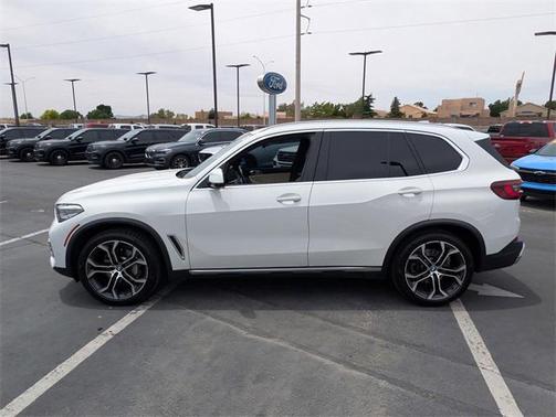 2022 BMW X5 sDrive40i