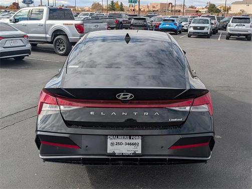 2024 Hyundai ELANTRA Limited