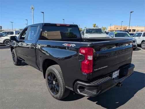 2025 Chevrolet Silverado 1500 Custom