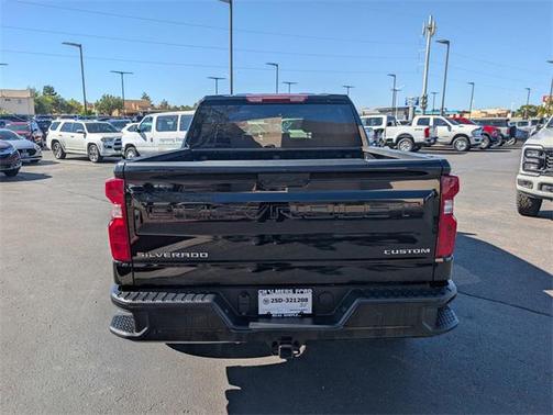 2025 Chevrolet Silverado 1500 Custom