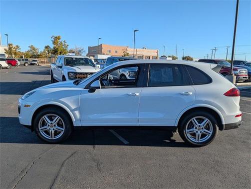 2017 Porsche Cayenne Platinum Edition