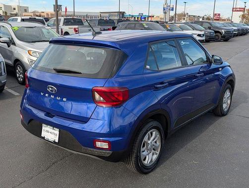 2024 Hyundai VENUE SE