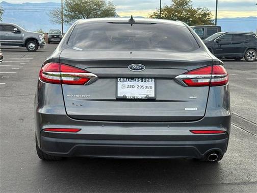 2020 Ford Fusion SE