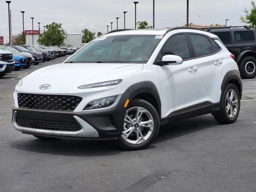 Lunar White 2023 Hyundai KONA SEL