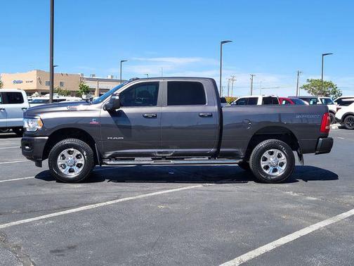 Granite Crystal Metallic Clearcoat 2024 RAM 3500 Big Horn Crew Cab 4x4 6'4' Box