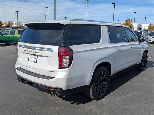 2023 Chevrolet Suburban 4WD High Country