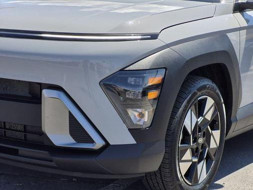 Cyber Gray Metallic 2025 Hyundai KONA SEL