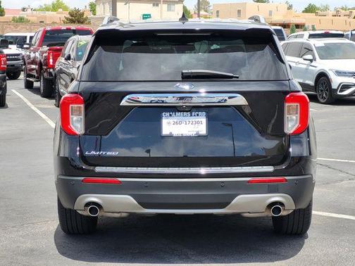 Black Metallic 2023 Ford Explorer Limited