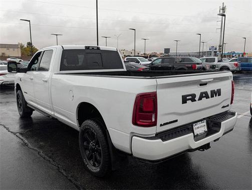 2025 RAM 3500 Laramie Crew Cab 4x4 8' Box