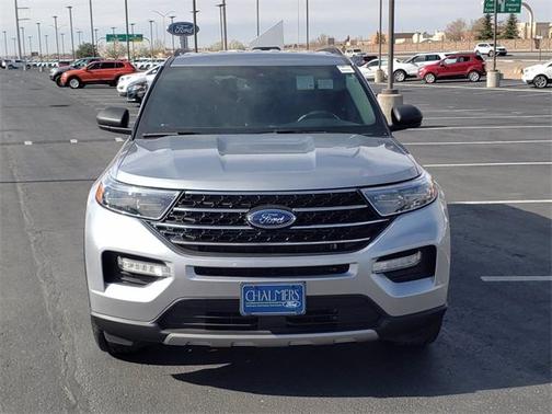 Photo 3 of 27 of 2020 Ford Explorer XLT