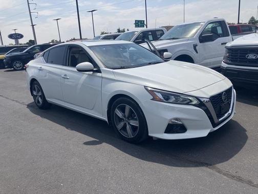 2022 Nissan Altima 2.5 SL