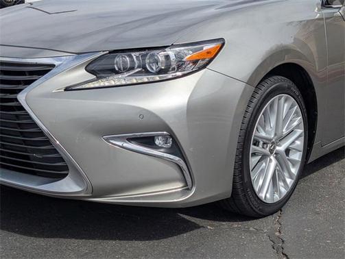 2017 Lexus ES 350 Base