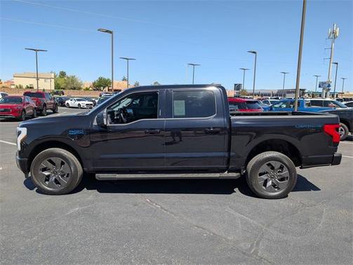 2024 Ford F-150 Lightning Flash