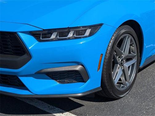 2024 Ford Mustang EcoBoost
