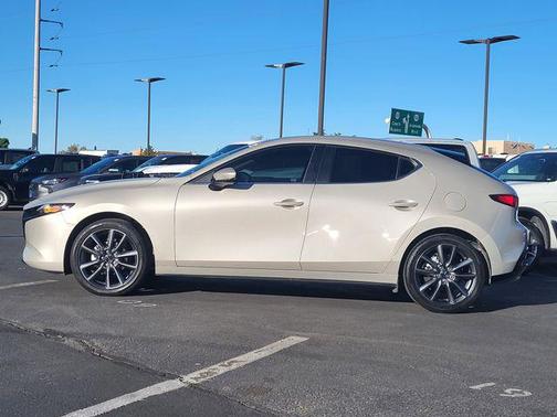 2025 Mazda Mazda3 FWD w/Preferred Package