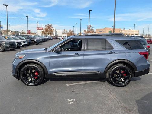 2021 Ford Explorer ST