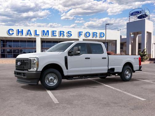 Oxford White 2027 Ford F-250 XL