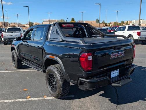 2023 GMC Canyon AT4
