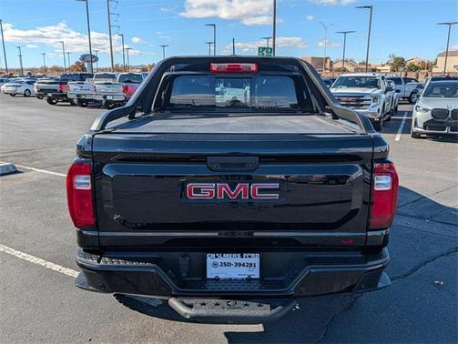2023 GMC Canyon AT4